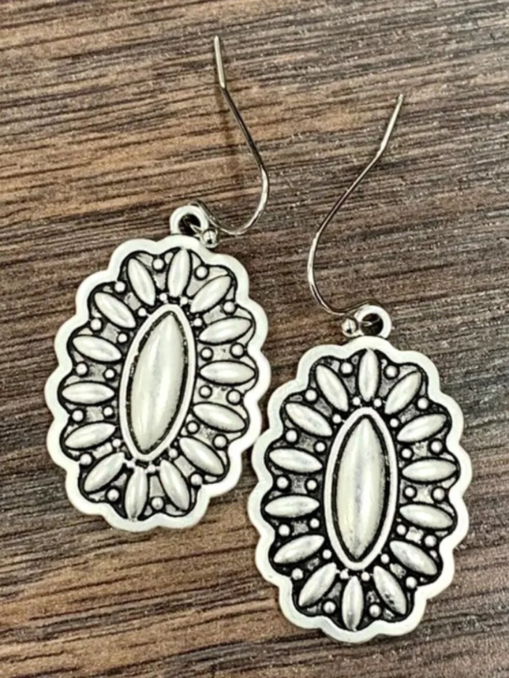 Western Concho Earrings Silver Tone Boho Rodeo Southwestern Dangle Earrings